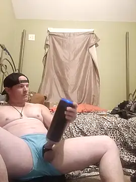 Snapshot of FUNINWV9 chatting on 11/13/25, 01:26 FUNINWV9 online show from 11/13/25, 01:26