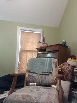 Snapshot of FUNINWV9 chatting on 11/27/25, 09:06 FUNINWV9 online show from 11/27/25, 09:06