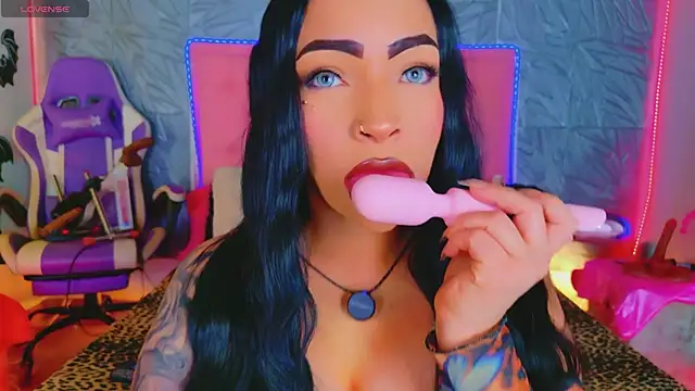 Snapshot of macasweet chatting on 11/10/25, 09:25 macasweet online show from 11/10/25, 09:25