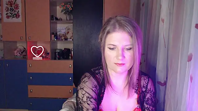 LizaCakes online show from 02/25/25, 04:00