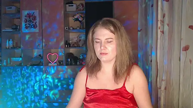 LizaCakes online show from 03/12/25, 03:18