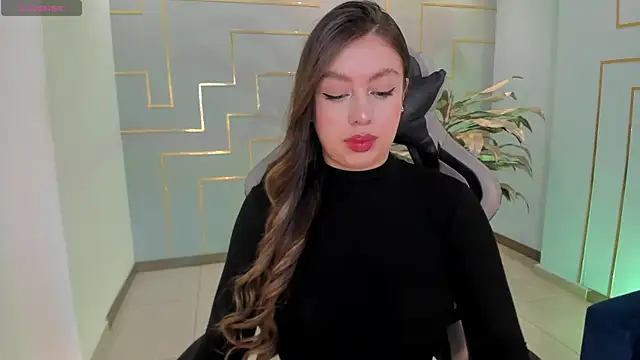 EllaClark online show from 02/18/25, 06:04