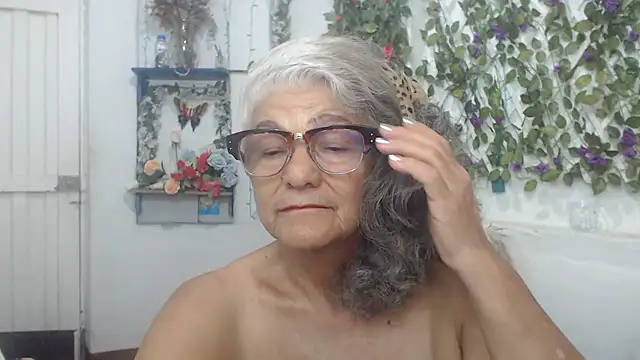FunnyGrandma online show from 12/15/24, 03:24