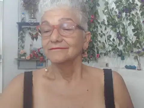 FunnyGrandma online show from 02/08/25, 06:01