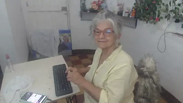 FunnyGrandma online show from 02/20/25, 03:12