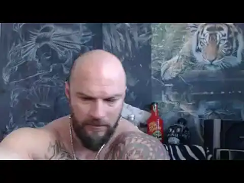 Snapshot of viking_30 chatting on 04/17/26, 05:32 viking 30 online show from 04/17/26, 05:32