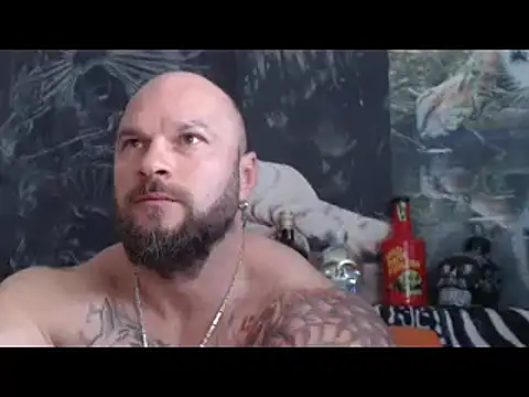 Snapshot of viking_30 chatting on 05/14/26, 05:58 viking 30 online show from 05/14/26, 05:58