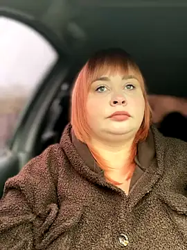 Snapshot of Model9798 chatting on 11/16/25, 06:08 Model9798 online show from 11/16/25, 06:08