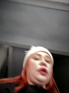 Snapshot of Model9798 chatting on 12/01/25, 08:19 Model9798 online show from 12/01/25, 08:19