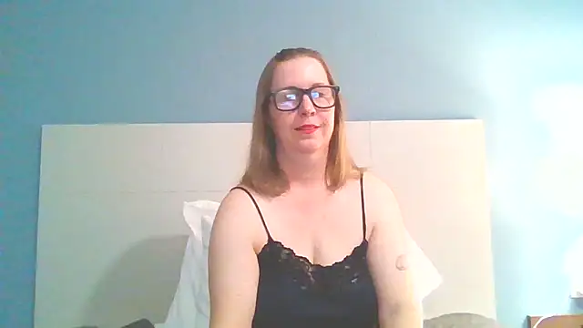 SweetandNaughty1 online show from 03/04/25, 09:40