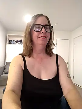 SweetandNaughty1 online show from 05/15/26, 04:08