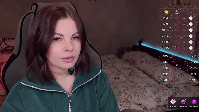 Snapshot of Your_Sweet_Lilu chatting on 02/17/26, 04:24 Your Sweet Lilu online show from 02/17/26, 04:24