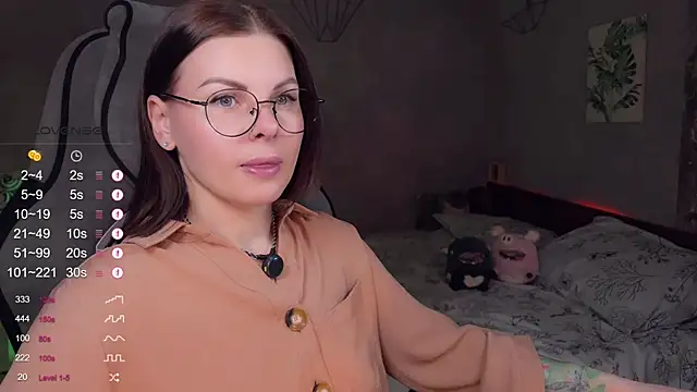 Snapshot of Your_Sweet_Lilu chatting on 04/15/26, 01:07 Your Sweet Lilu online show from 04/15/26, 01:07