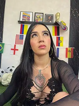 EmmyEvans1 online show from 07/09/26, 07:07
