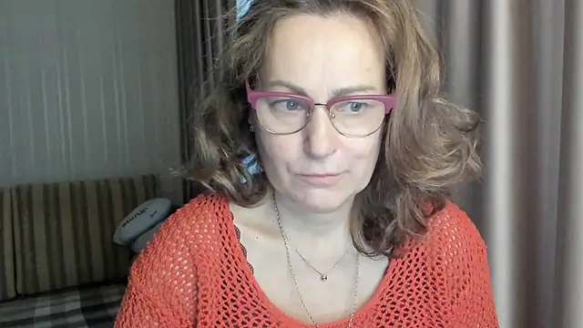 lauraoven online show from 01/08/25, 08:27