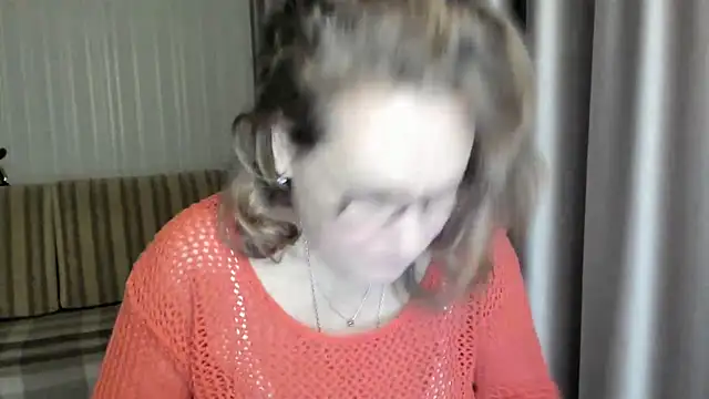 lauraoven online show from 01/22/25, 06:42