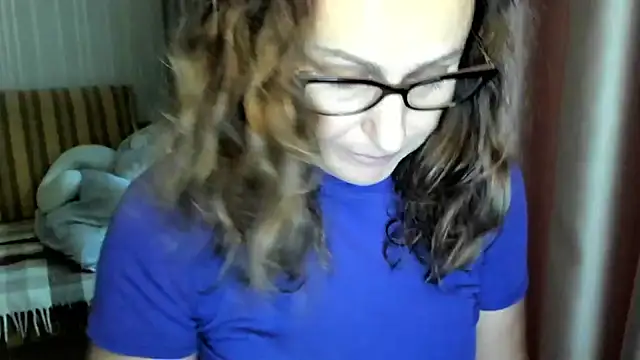 lauraoven online show from 11/07/25, 10:59