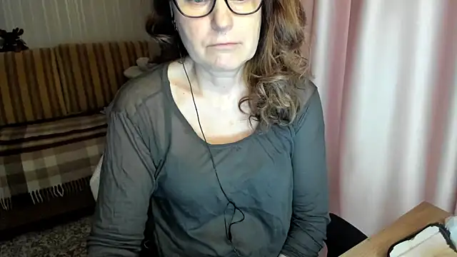 lauraoven online show from 02/03/26, 12:21