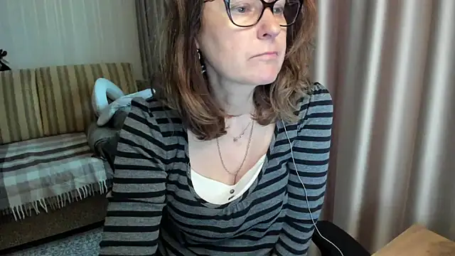 lauraoven online show from 06/03/26, 05:18