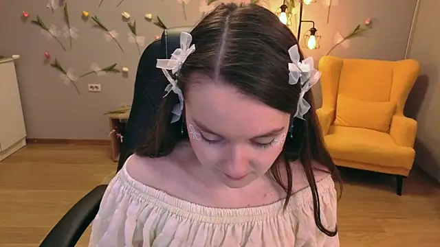 CloudGrace online show from 06/10/26, 06:18