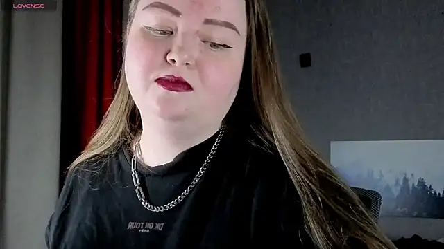 Snapshot of EMMA__CONNOR chatting on 11/23/25, 05:40 EMMA CONNOR online show from 11/23/25, 05:40