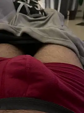 Snapshot of _Inchiodo_ chatting on 02/12/25, 05:48 Inchiodo online show from 02/12/25, 05:48