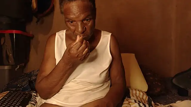 NaughtyGranny online show from 02/09/25, 07:52