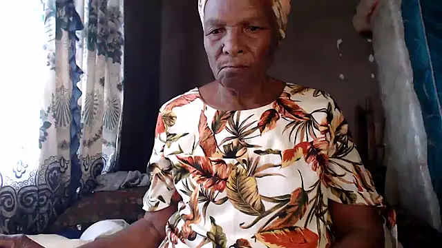 NaughtyGranny online show from 07/10/26, 10:51