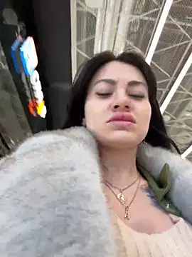 Snapshot of Wet__Bunny chatting on 02/09/25, 09:47 Wet Bunny online show from 02/09/25, 09:47