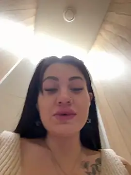 Snapshot of Wet__Bunny chatting on 02/09/25, 12:52 Wet Bunny online show from 02/09/25, 12:52