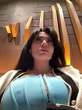 Snapshot of Wet__Bunny chatting on 02/19/25, 06:33 Wet Bunny online show from 02/19/25, 06:33