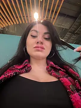 Snapshot of Wet__Bunny chatting on 03/02/25, 12:43 Wet Bunny online show from 03/02/25, 12:43