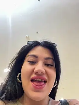 Wet  Bunny online show from 06/11/26, 06:22