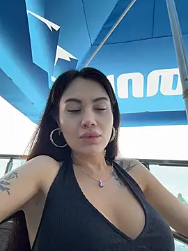 Wet  Bunny online show from 07/14/26, 10:21