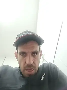 Snapshot of Codymc89 chatting on 09/28/25, 12:43 Codymc89 online show from 09/28/25, 12:43