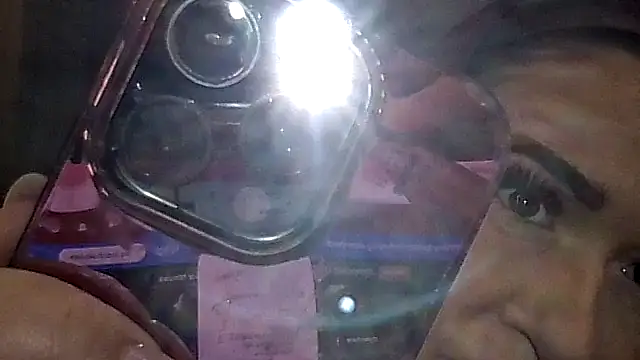 avajade online show from 11/17/25, 11:05