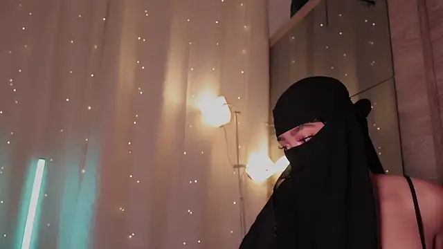 Snapshot of sweet_diazzz chatting on 10/05/25, 07:45 sweet diazzz online show from 10/05/25, 07:45