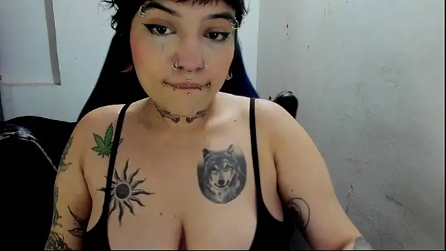 Snapshot of pink_dustt chatting on 12/05/25, 03:04 pink dustt online show from 12/05/25, 03:04