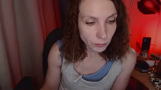 Snapshot of JohansonKatie chatting on 01/14/25, 11:31 JohansonKatie online show from 01/14/25, 11:31