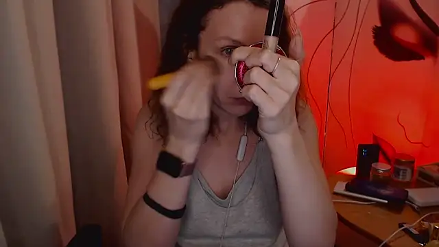 Snapshot of JohansonKatie chatting on 01/16/25, 11:15 JohansonKatie online show from 01/16/25, 11:15