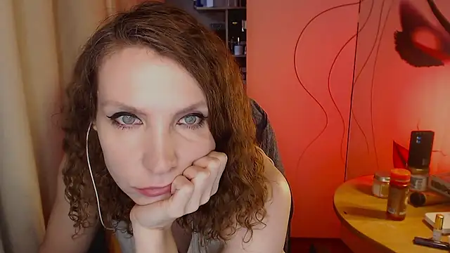 Snapshot of JohansonKatie chatting on 01/19/25, 06:53 JohansonKatie online show from 01/19/25, 06:53