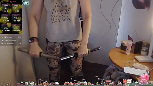 Snapshot of JohansonKatie chatting on 02/15/25, 10:33 JohansonKatie online show from 02/15/25, 10:33