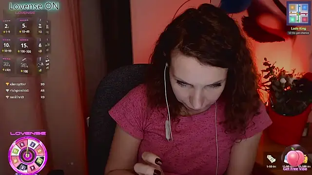 Snapshot of JohansonKatie chatting on 02/24/25, 09:20 JohansonKatie online show from 02/24/25, 09:20