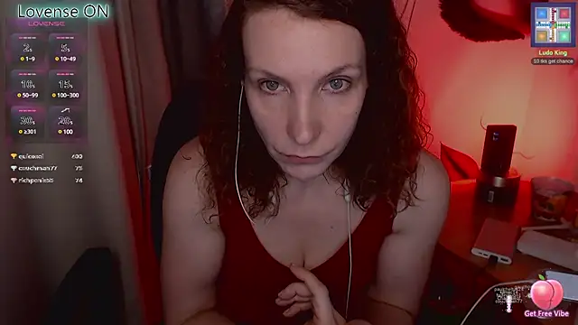 Snapshot of JohansonKatie chatting on 03/05/25, 07:16 JohansonKatie online show from 03/05/25, 07:16