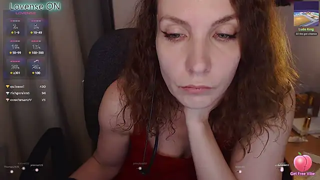 Snapshot of JohansonKatie chatting on 03/09/25, 06:17 JohansonKatie online show from 03/09/25, 06:17