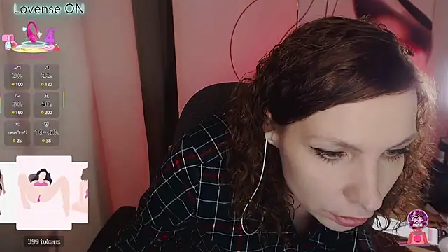 Snapshot of JohansonKatie chatting on 03/19/25, 07:29 JohansonKatie online show from 03/19/25, 07:29