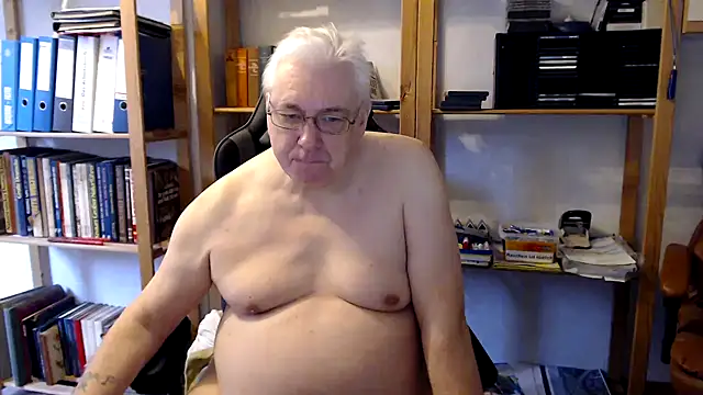 SchwanzhureXXL online show from 01/29/25, 08:51