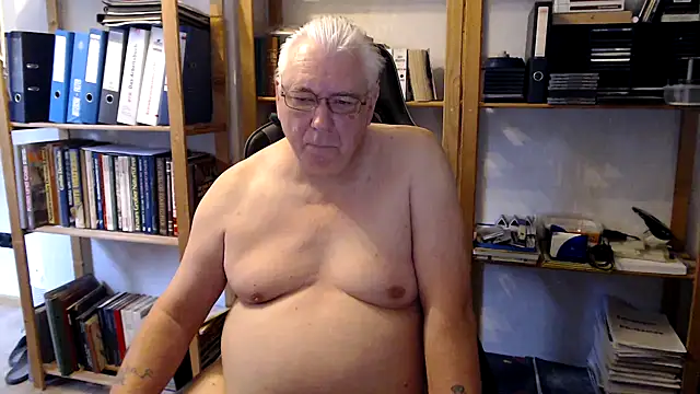 SchwanzhureXXL online show from 06/07/26, 05:55