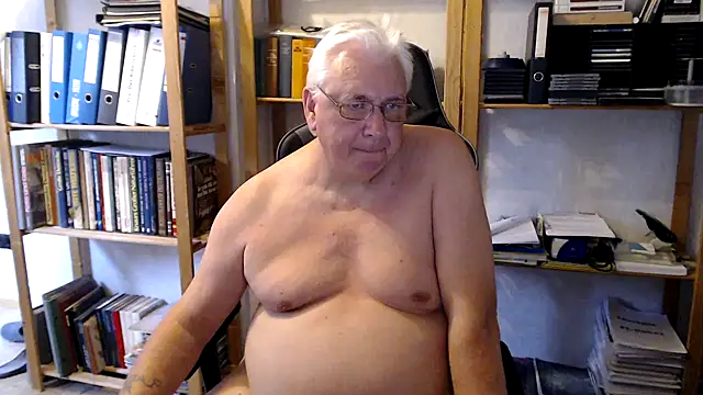 SchwanzhureXXL online show from 06/28/26, 03:29