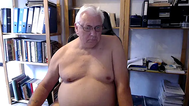 SchwanzhureXXL online show from 07/08/26, 02:10